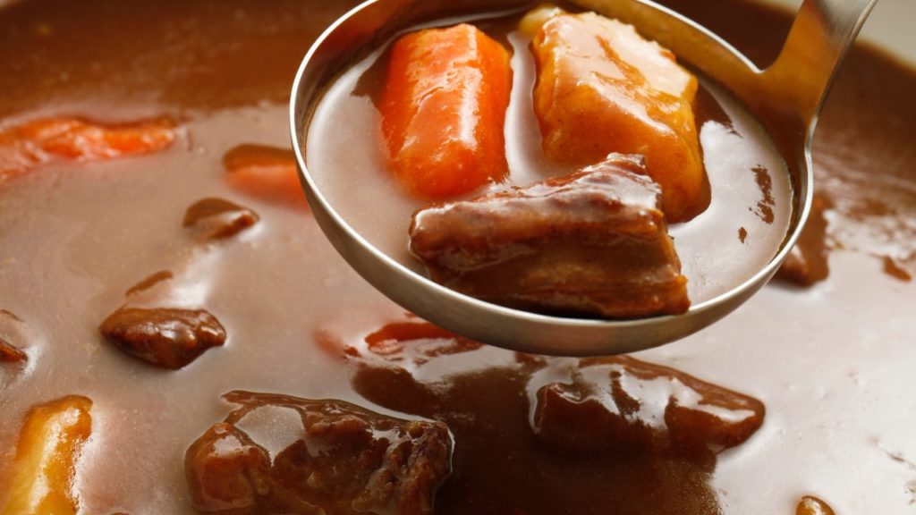 味がなじむ＝具材とルウが仲良くなる