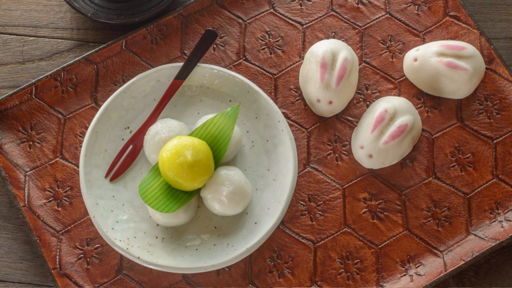 地域や家庭で違うお月見団子の数や形